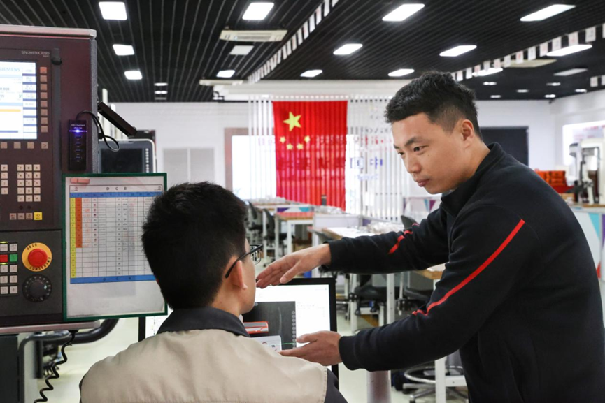 第44届世界技能大赛数控铣项目冠军杨登辉:世赛带来的影响远不止于冠军
